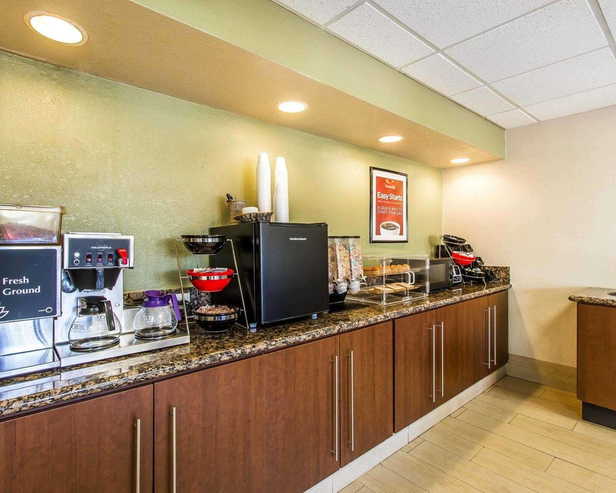 אוקלהומה סיטי Econo Lodge Inn & Suites Near Bricktown מראה חיצוני תמונה