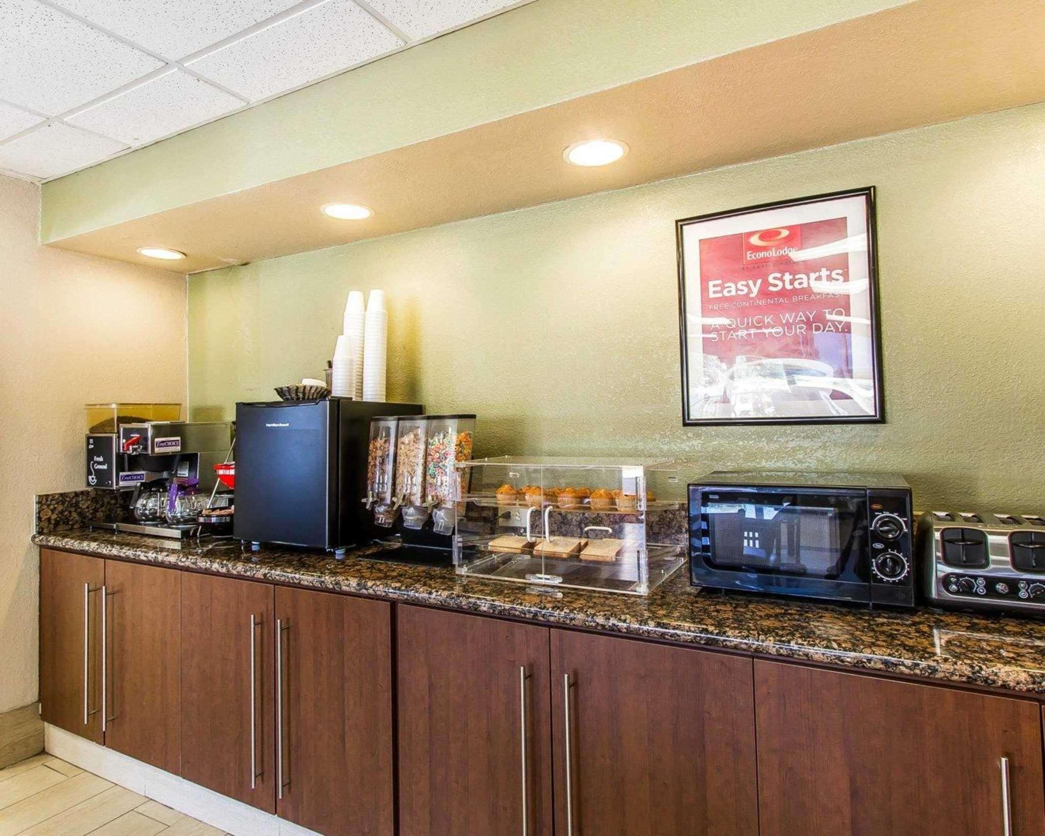 אוקלהומה סיטי Econo Lodge Inn & Suites Near Bricktown מראה חיצוני תמונה