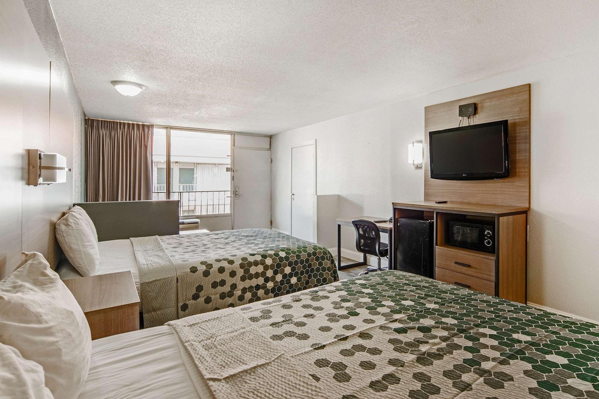 אוקלהומה סיטי Econo Lodge Inn & Suites Near Bricktown מראה חיצוני תמונה