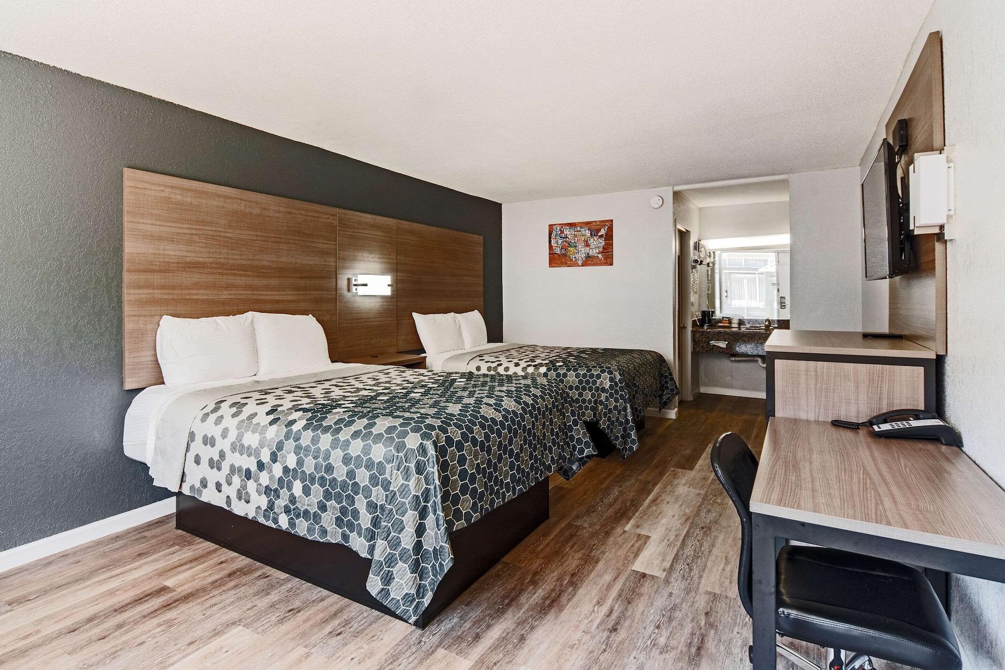 אוקלהומה סיטי Econo Lodge Inn & Suites Near Bricktown מראה חיצוני תמונה