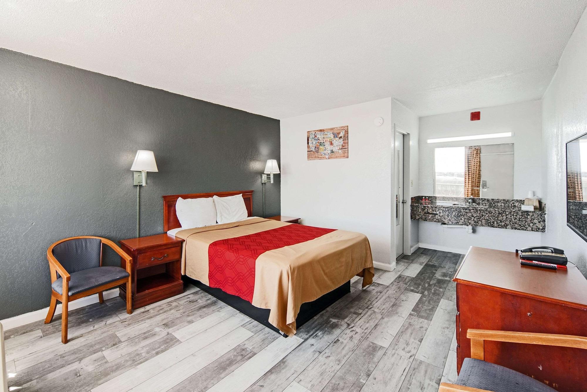 אוקלהומה סיטי Econo Lodge Inn & Suites Near Bricktown מראה חיצוני תמונה